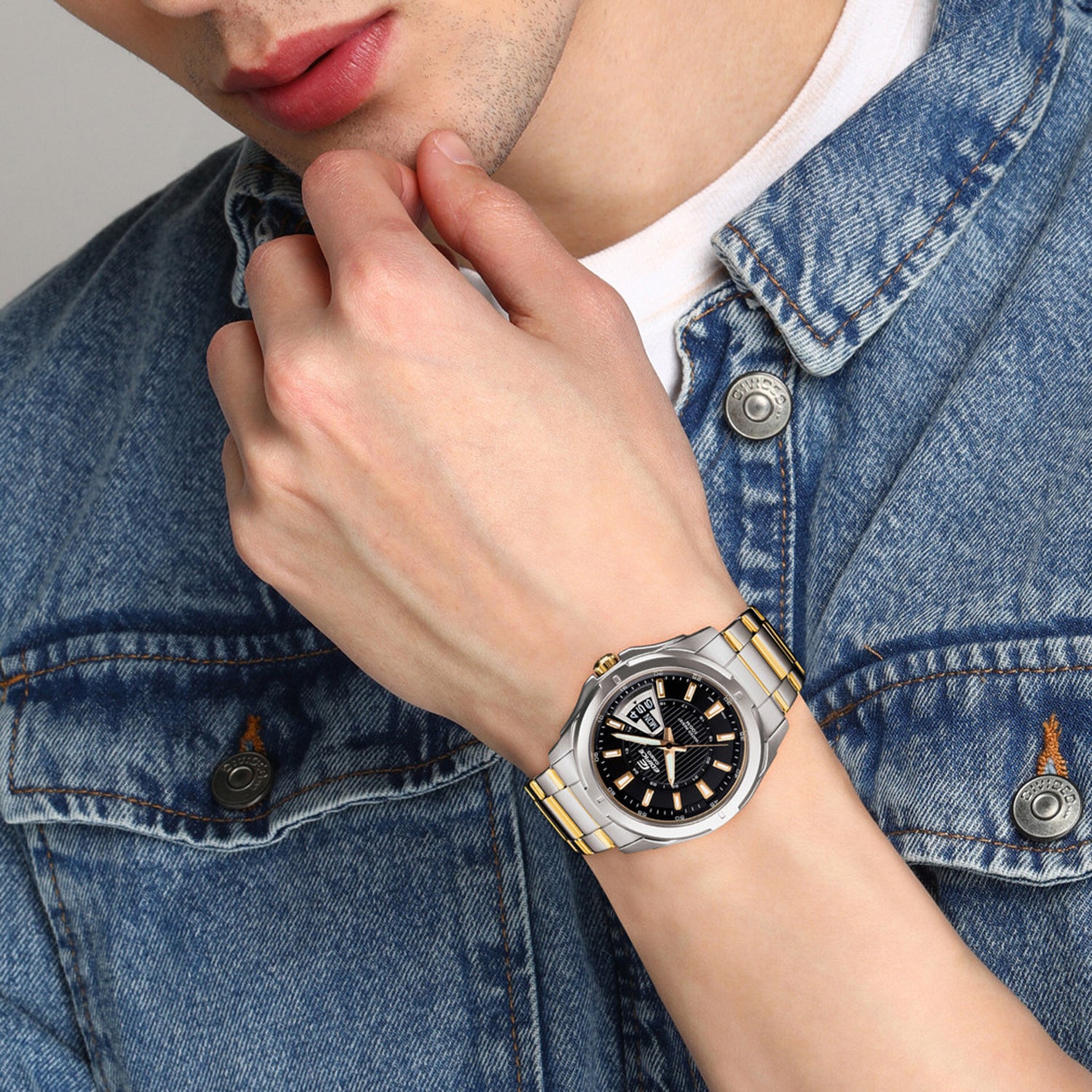 Edifice Men Quartz Black Dial Analog Stainless Steel Watch ED383