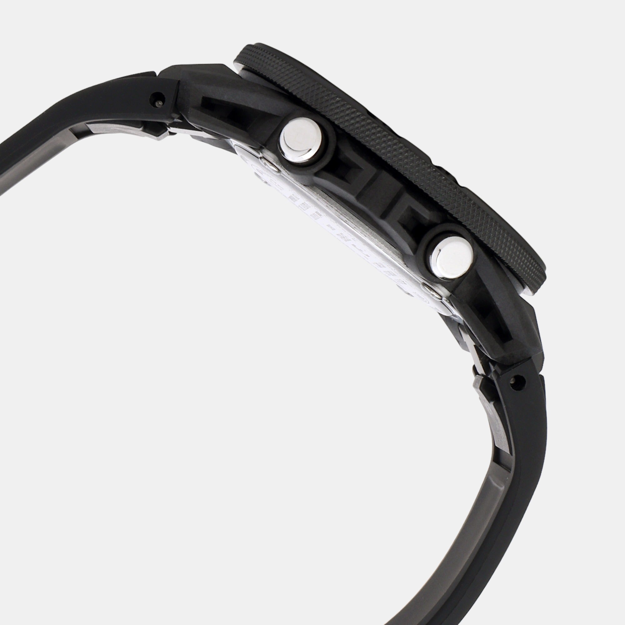 Casio 48 mm Round Quartz watch