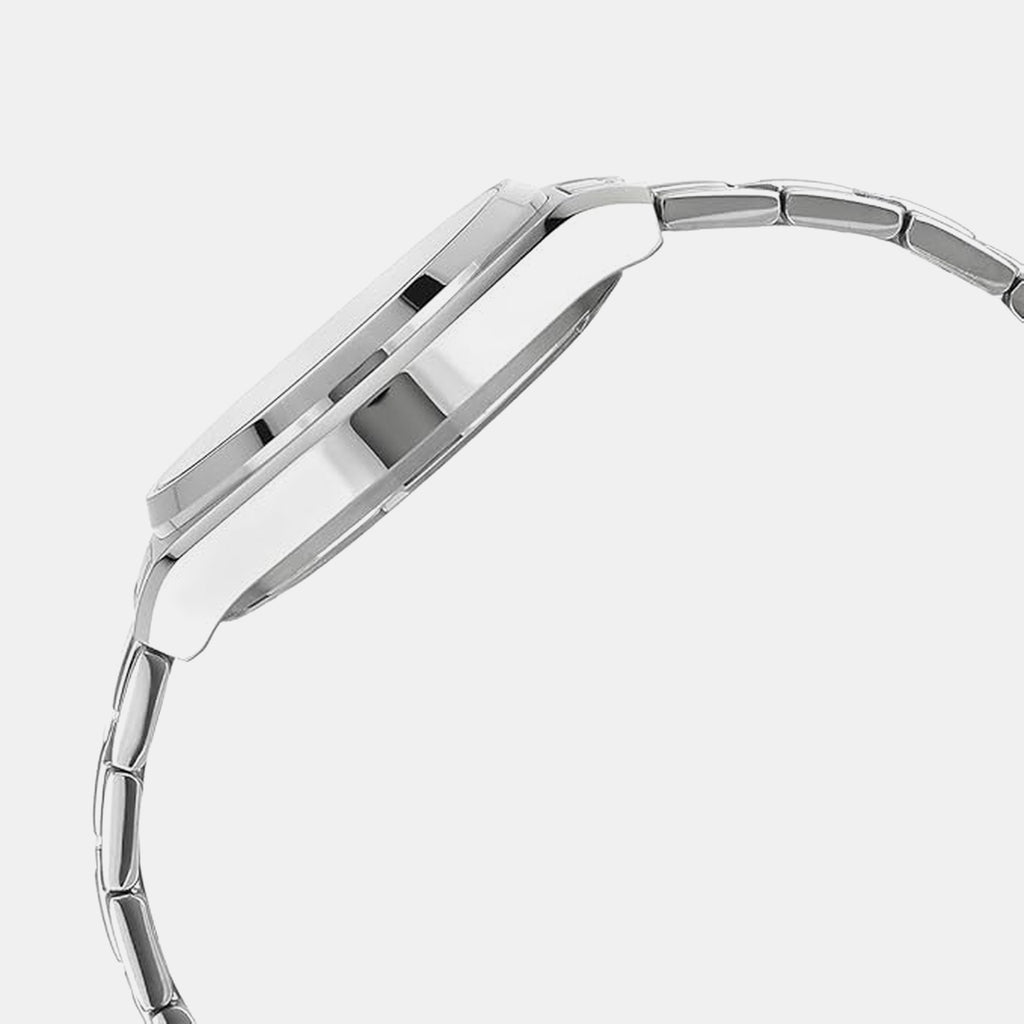 Edifice Men Quartz Silver Dial Analog Stainless Steel  Watch EFB-730D-7AVUDF ED635