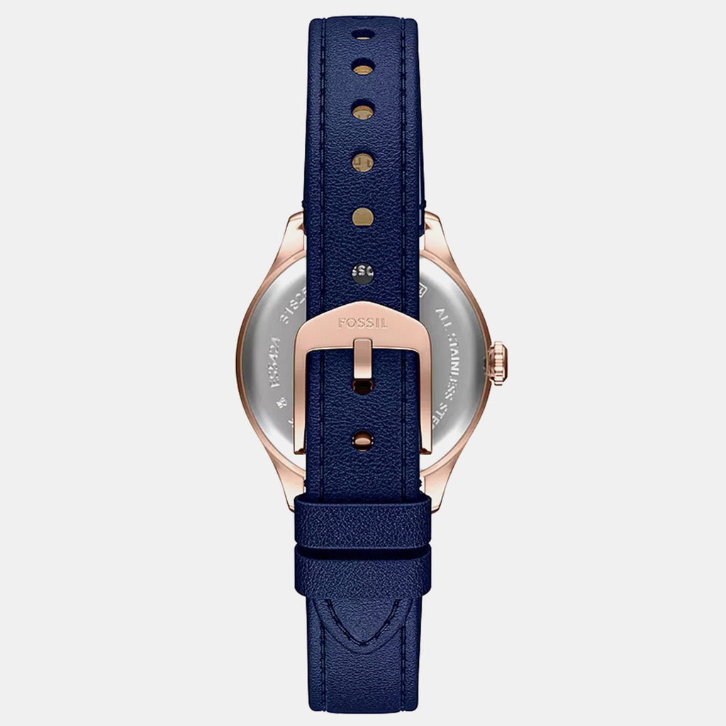 Gilmore Women Quartz Blue Dial Analog Leather Watch ES5424
