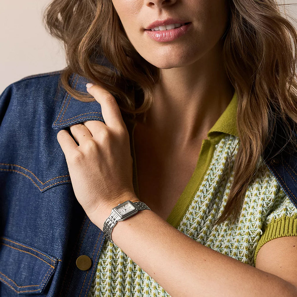 Women Quartz Silver Dial Analog Stainless Steel Watch ES5469