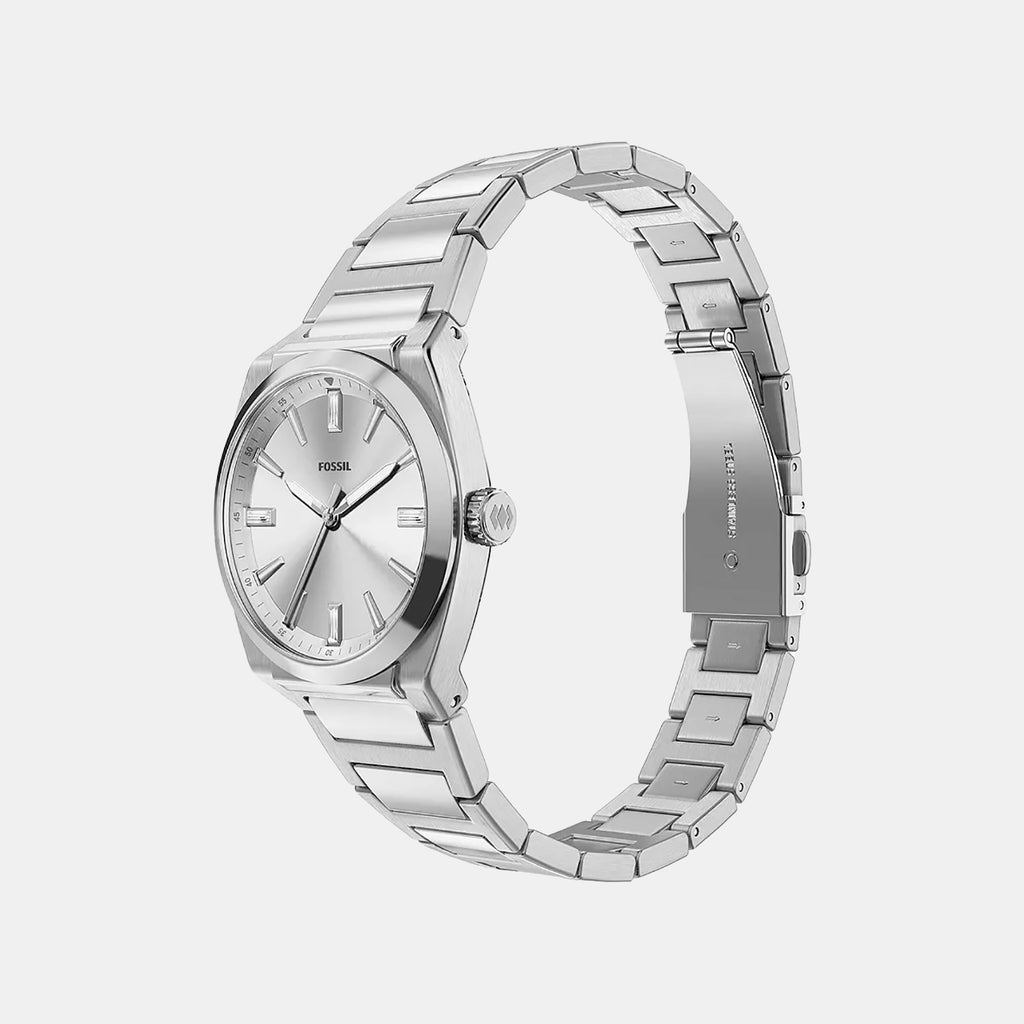 Everett Women Quartz Silver Dial Analog Stainless Steel Watch ES5490