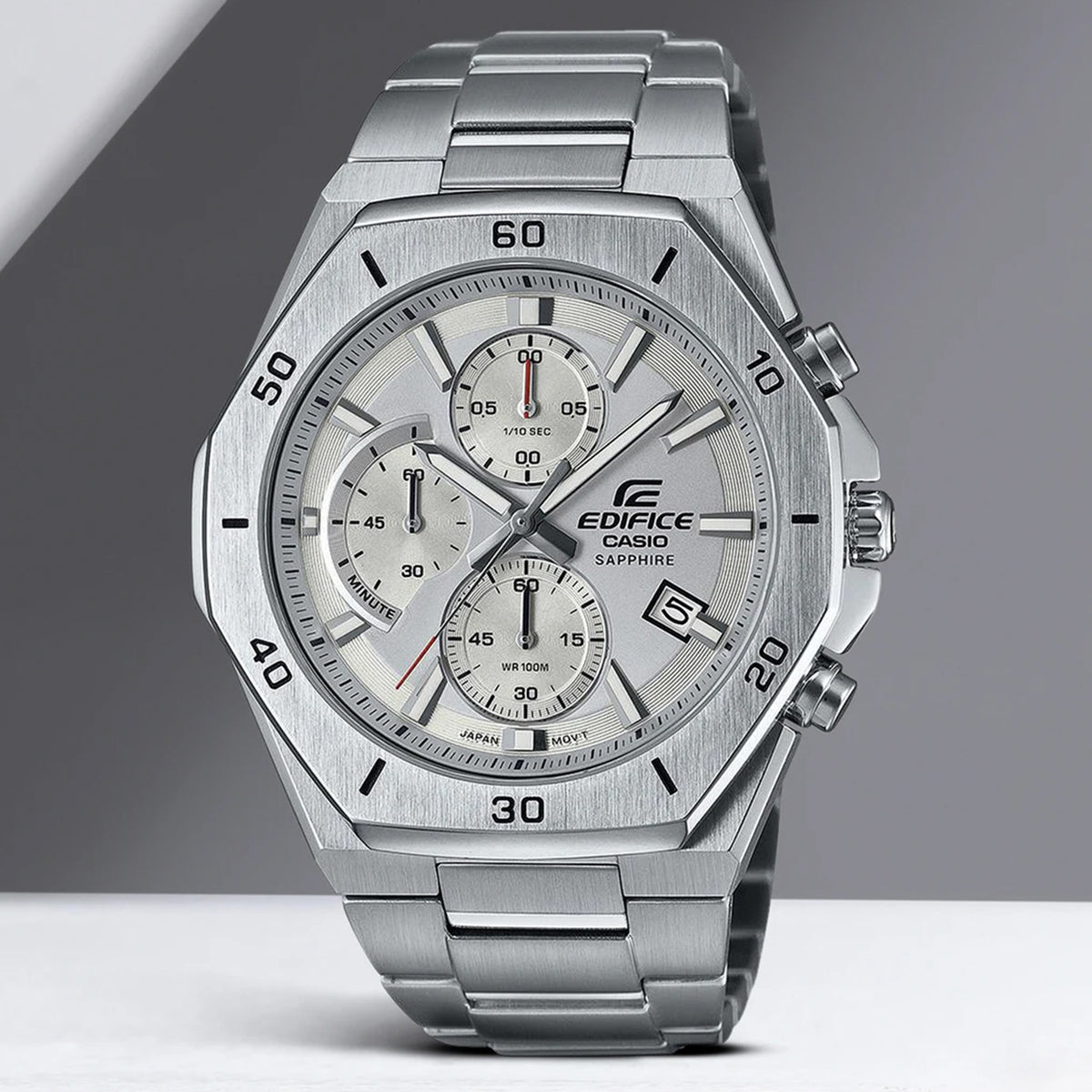 Edifice Men Quartz White Dial Chronograph Stainless Steel Watch EX552