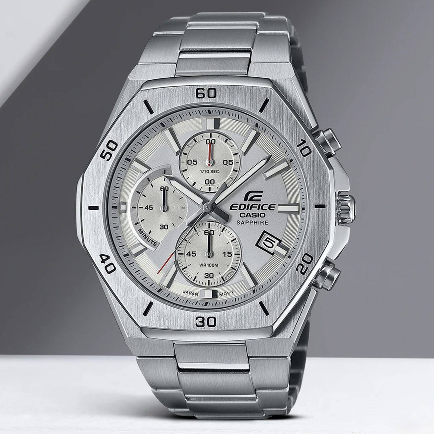 Edifice Men Quartz White Dial Chronograph Stainless Steel Watch EX552