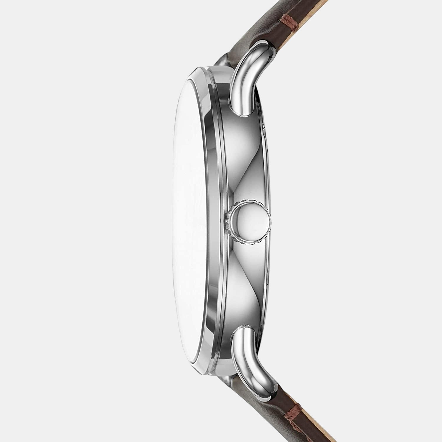 Fossil 42 mm Round Quartz watch