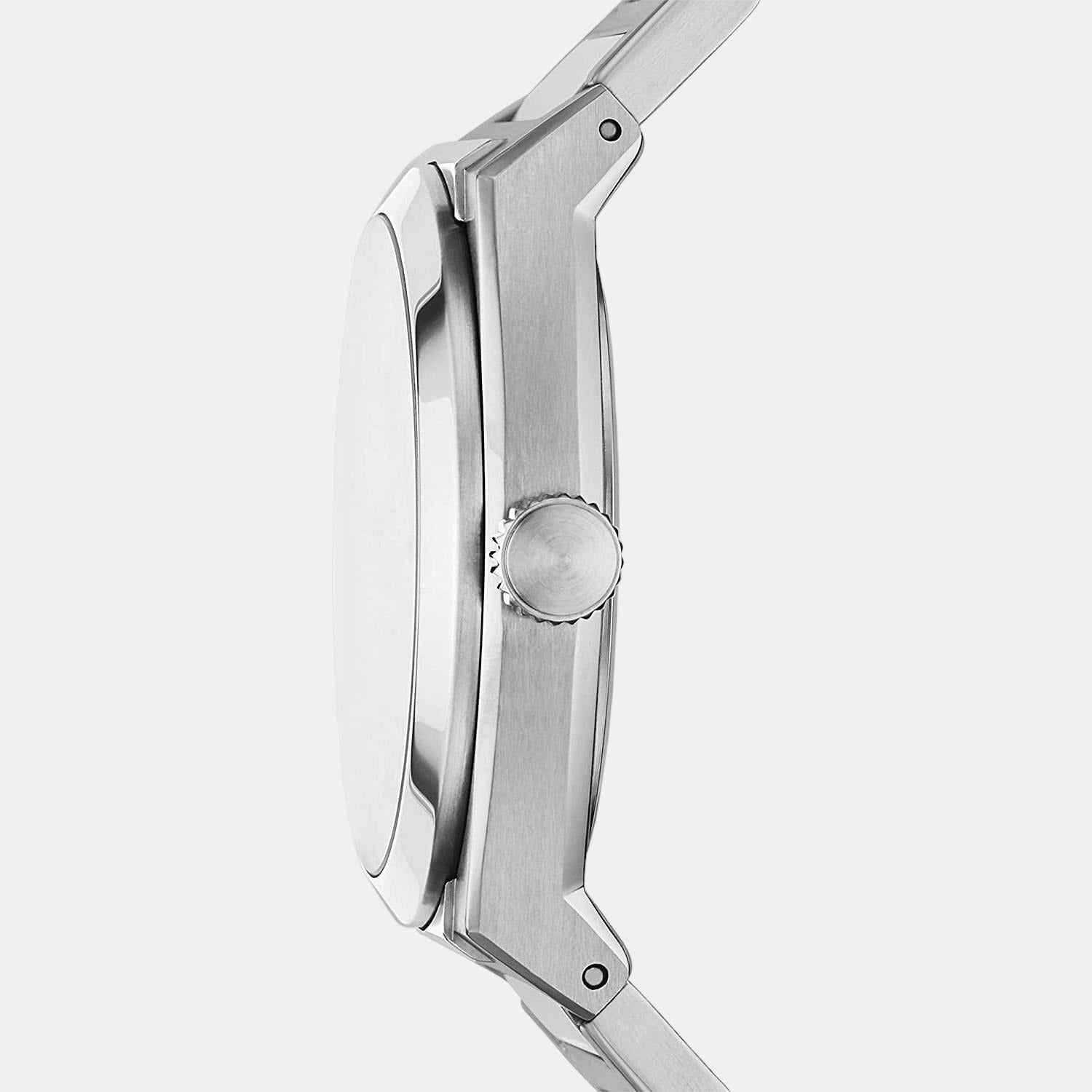 Fossil 42 mm Round Quartz watch