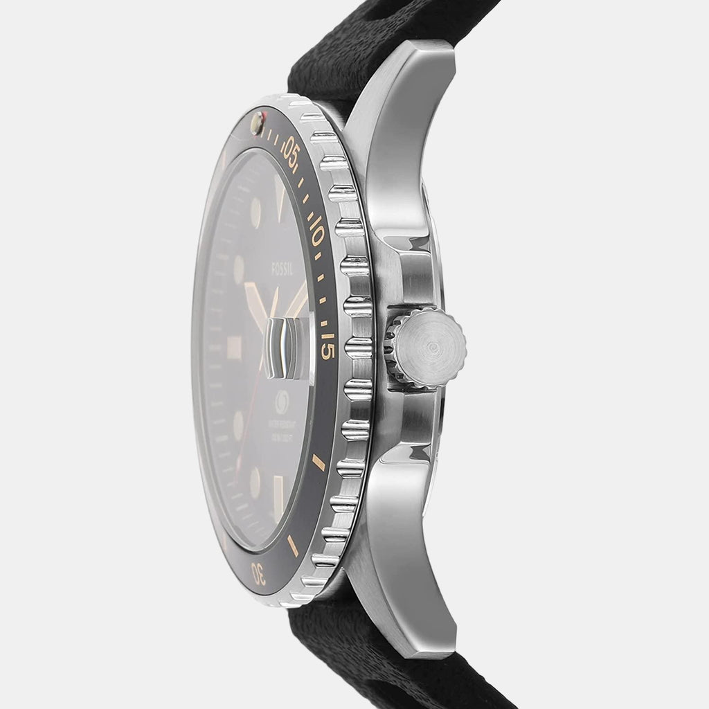 Fossil 42 mm Round Quartz watch