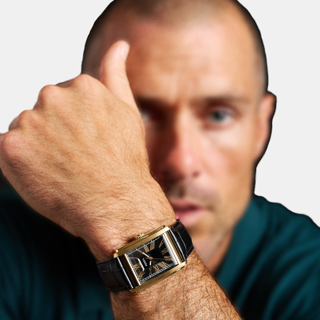 Carraway Men Quartz Black Dial Analog Leather Watch FS6091