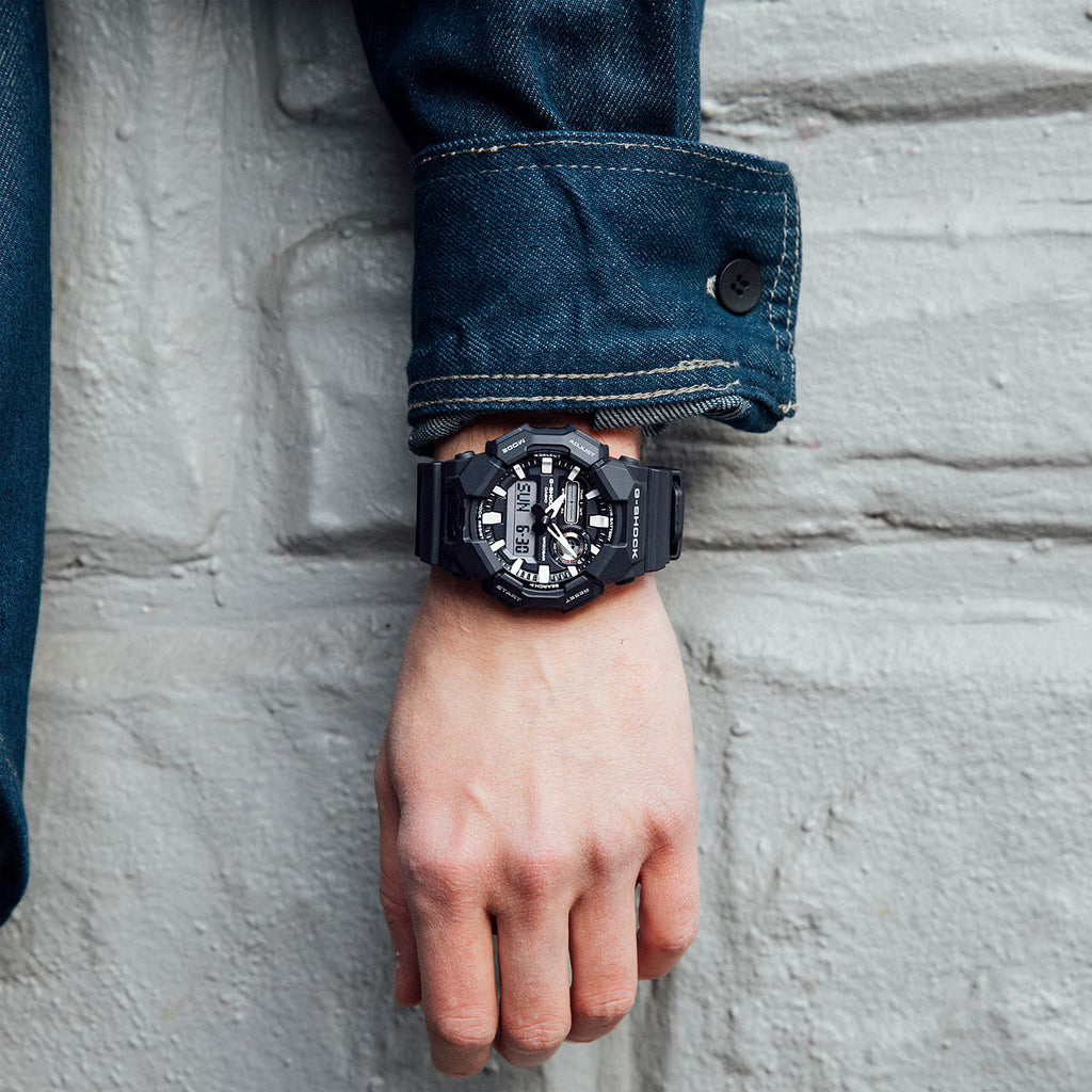 G-Shock Men Quartz Black Dial Analog-Digital Resin Watch G1601