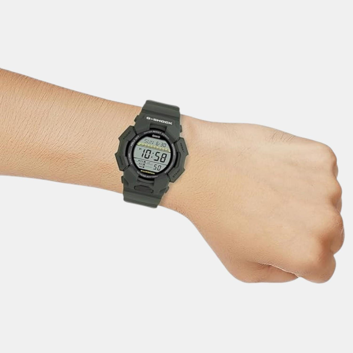 G-Shock Men Quartz Black Dial Digital Resin Watch G1605