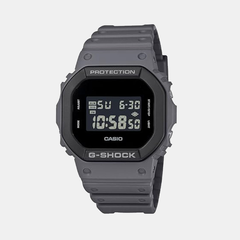 G-Shock Men Quartz Black Dial Digital Resin Watch G1647