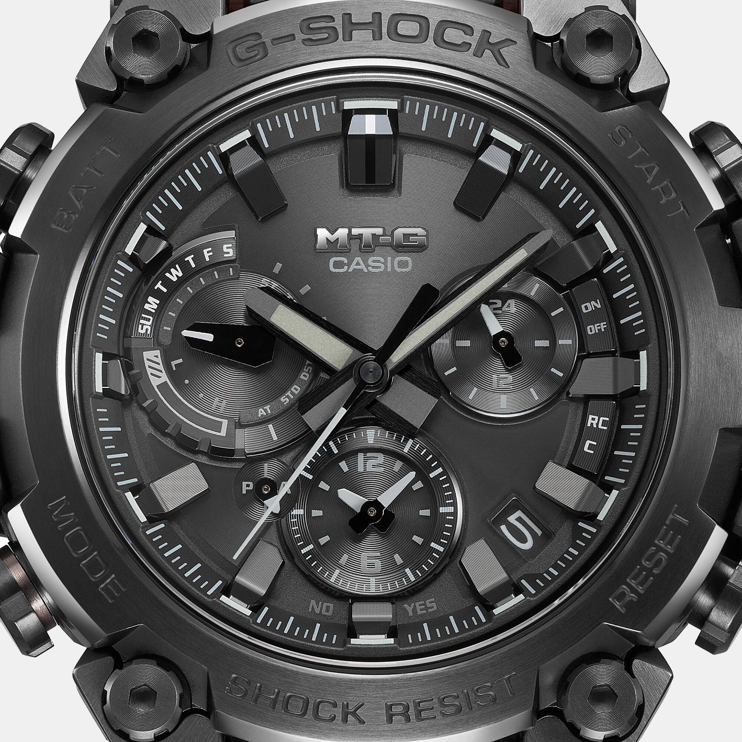 G-Shock Men Quartz Black Dial Analog Resin Watch G1732
