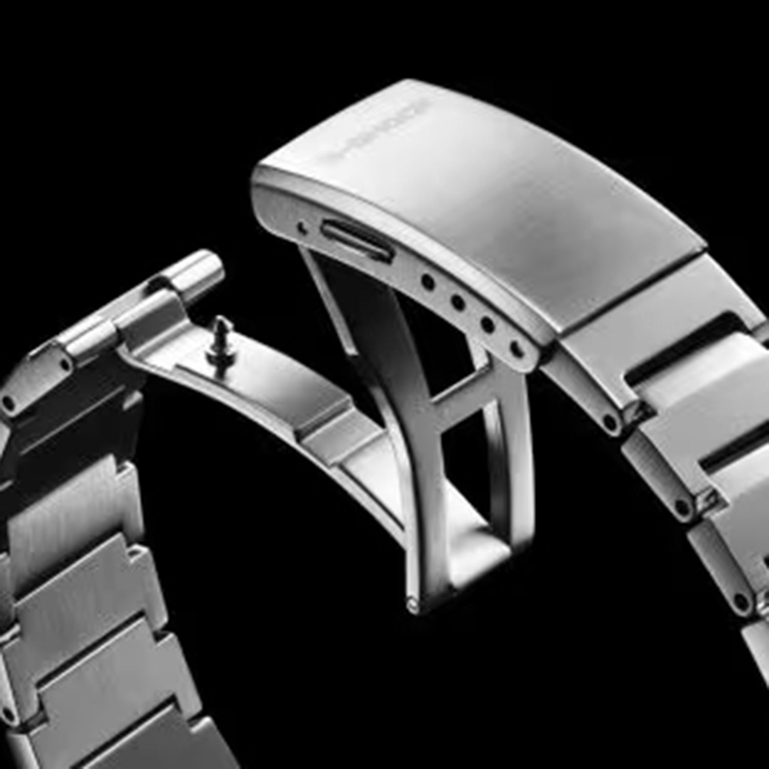 G-Shock Men Solar Black Dial Chronograph Stainless Steel Watch GST-B1000D-1A G1770