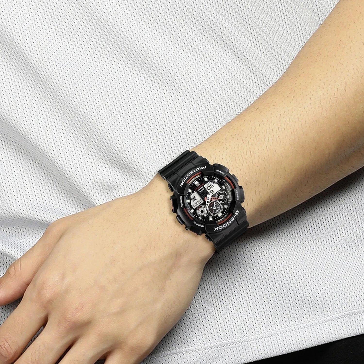 G-Shock Men Quartz Black Dial Analog-Digital Resin Watch G272