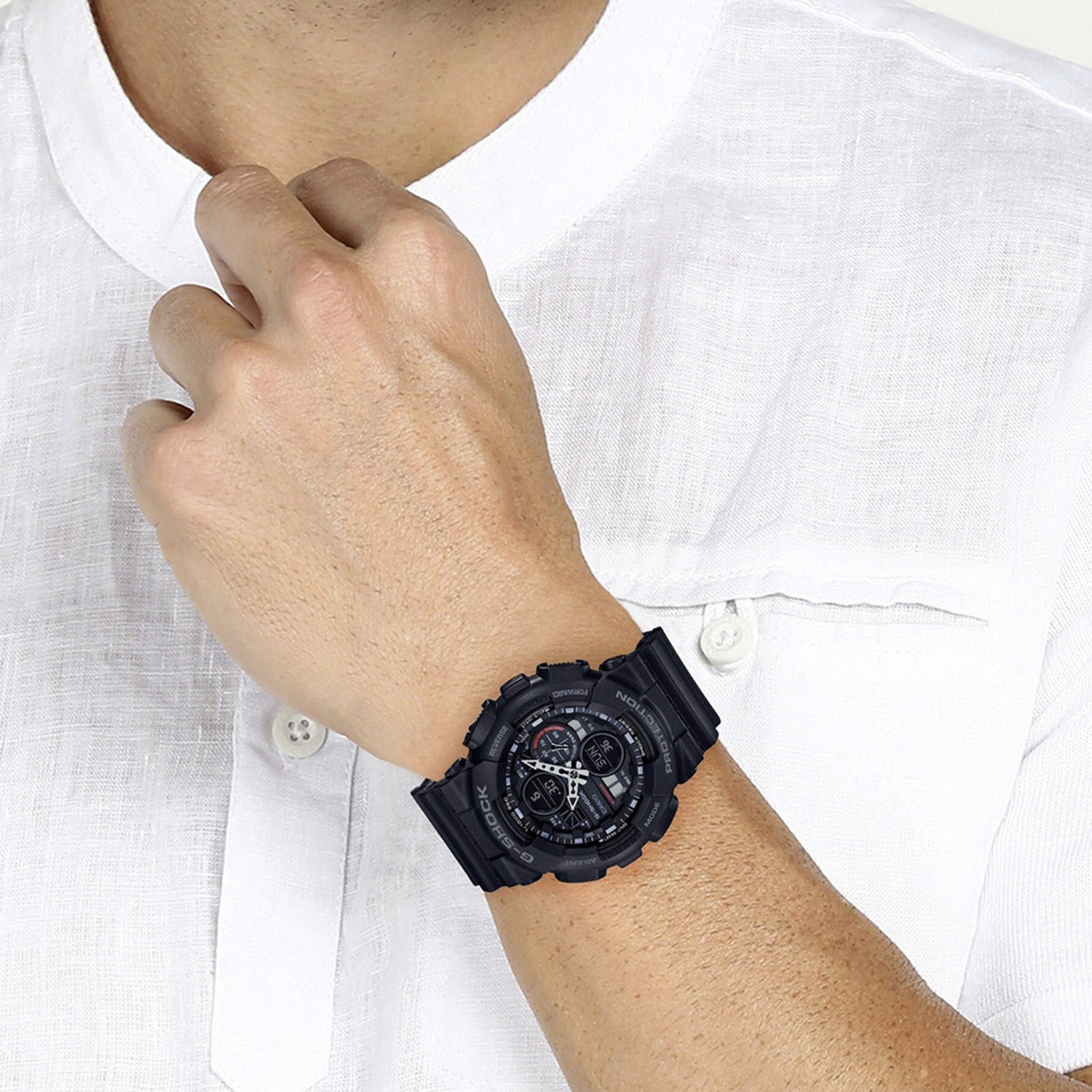 G-Shock Men Quartz Black Dial Analog-Digital Resin Watch G975