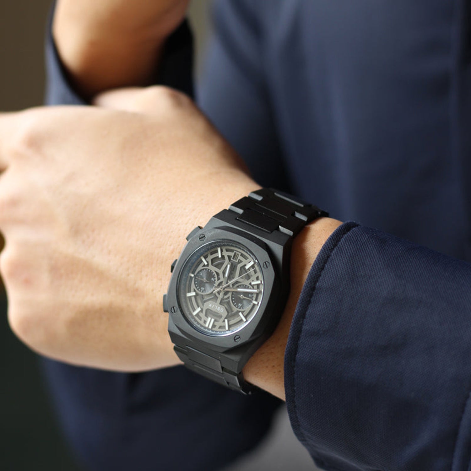 Men Quartz Black Dial Analog Stainless Steel Geome Sport Stealth Watch