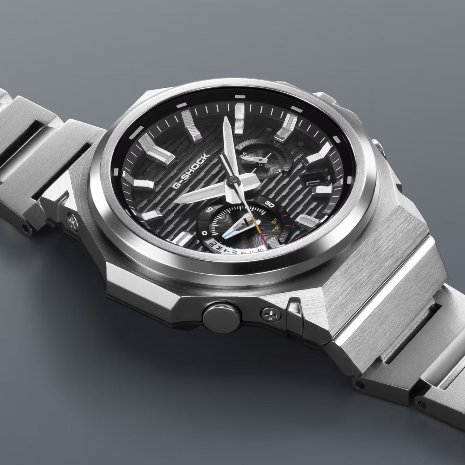 G-Shock Men Solar Black Dial Analog Stainless Steel Watch G1770