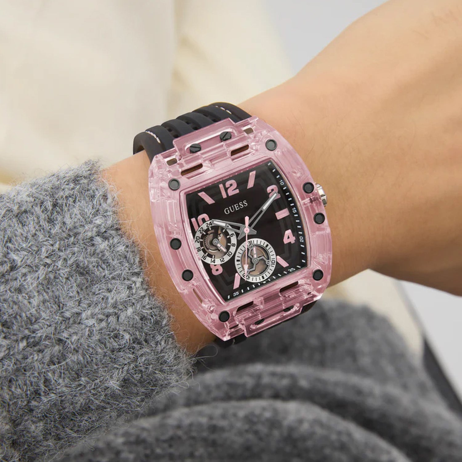 Gt Sporting Pink Men Quartz Black Dial Analog Plastic GW0032G3