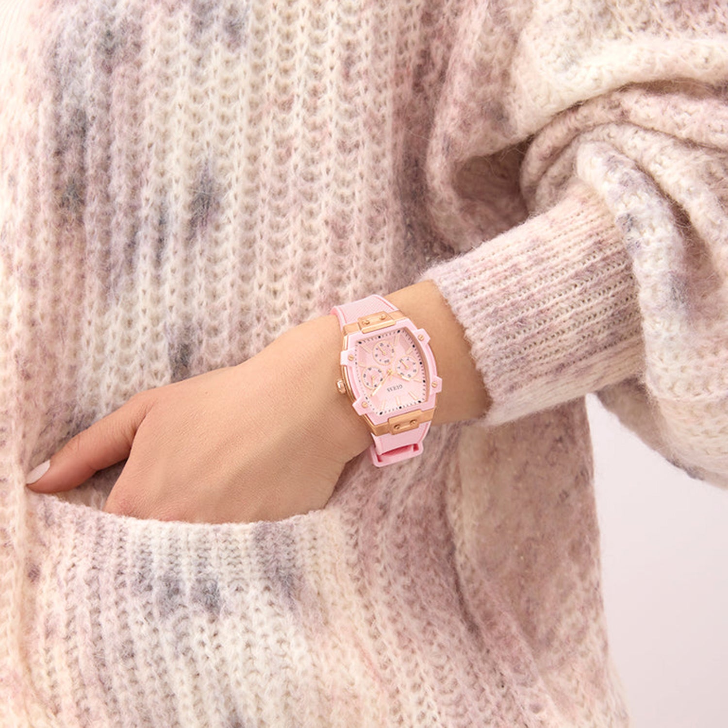 Women Quartz Pink Dial Multi-Function Silicone Watch GW0032L7