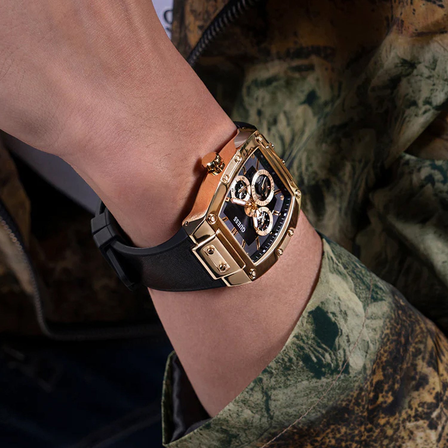 Phoenix Men Quartz Black Dial Multi-Function Leather Watch GW0202G1