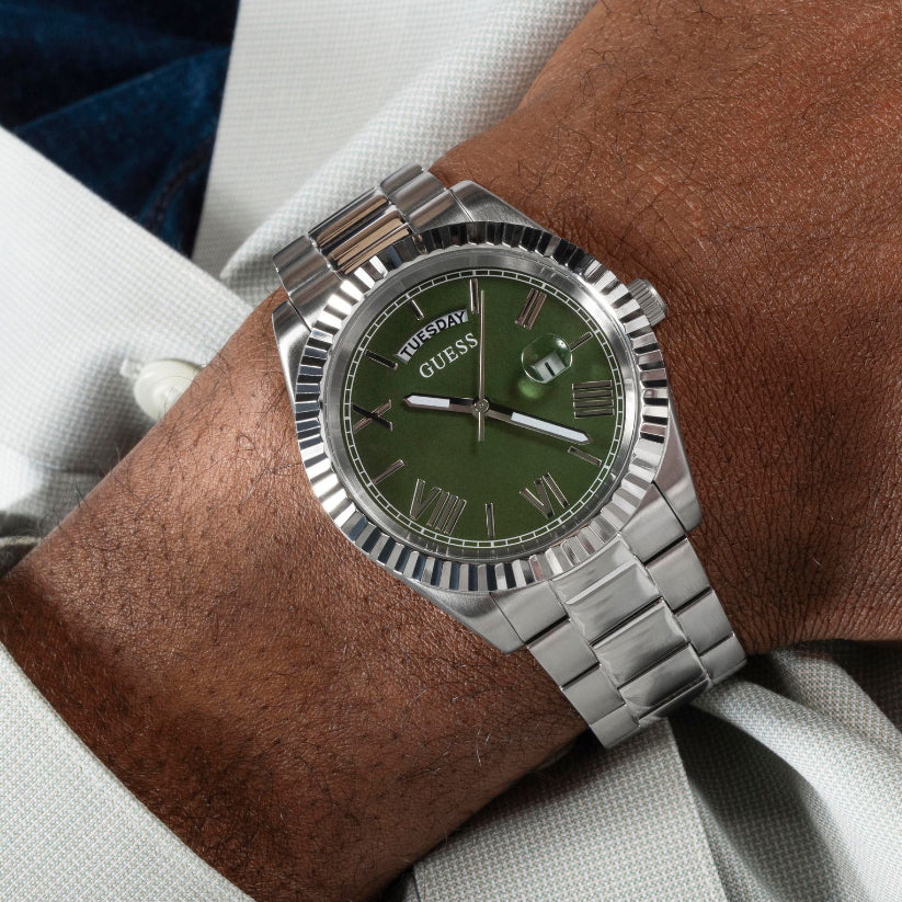 Guess 42 mm Silver Quartz watch