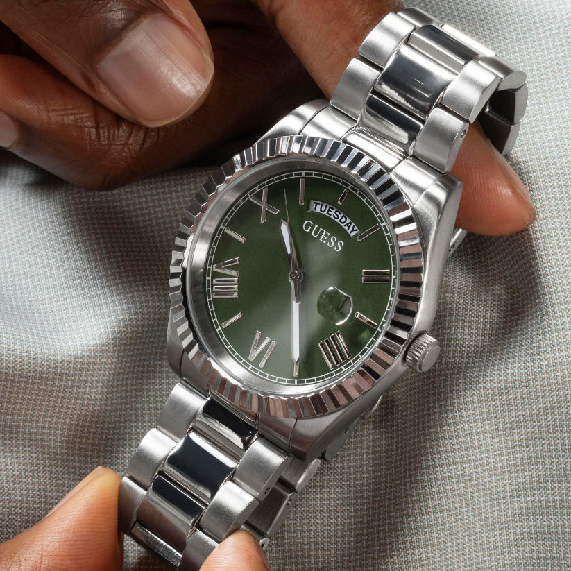 Connoisseur Men Quartz Green Dial Analog Stainless Steel Watch GW0265G10