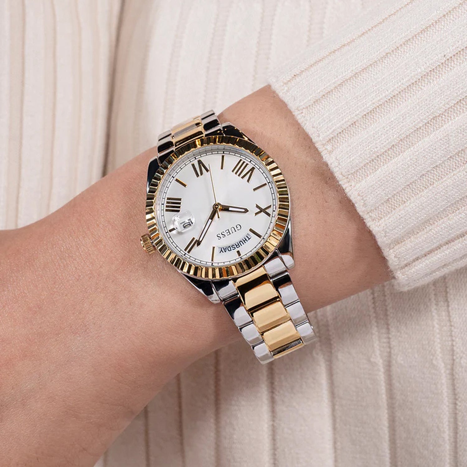 Gd Luna Women Quartz White Dial Analog Stainless Steel GW0308L6