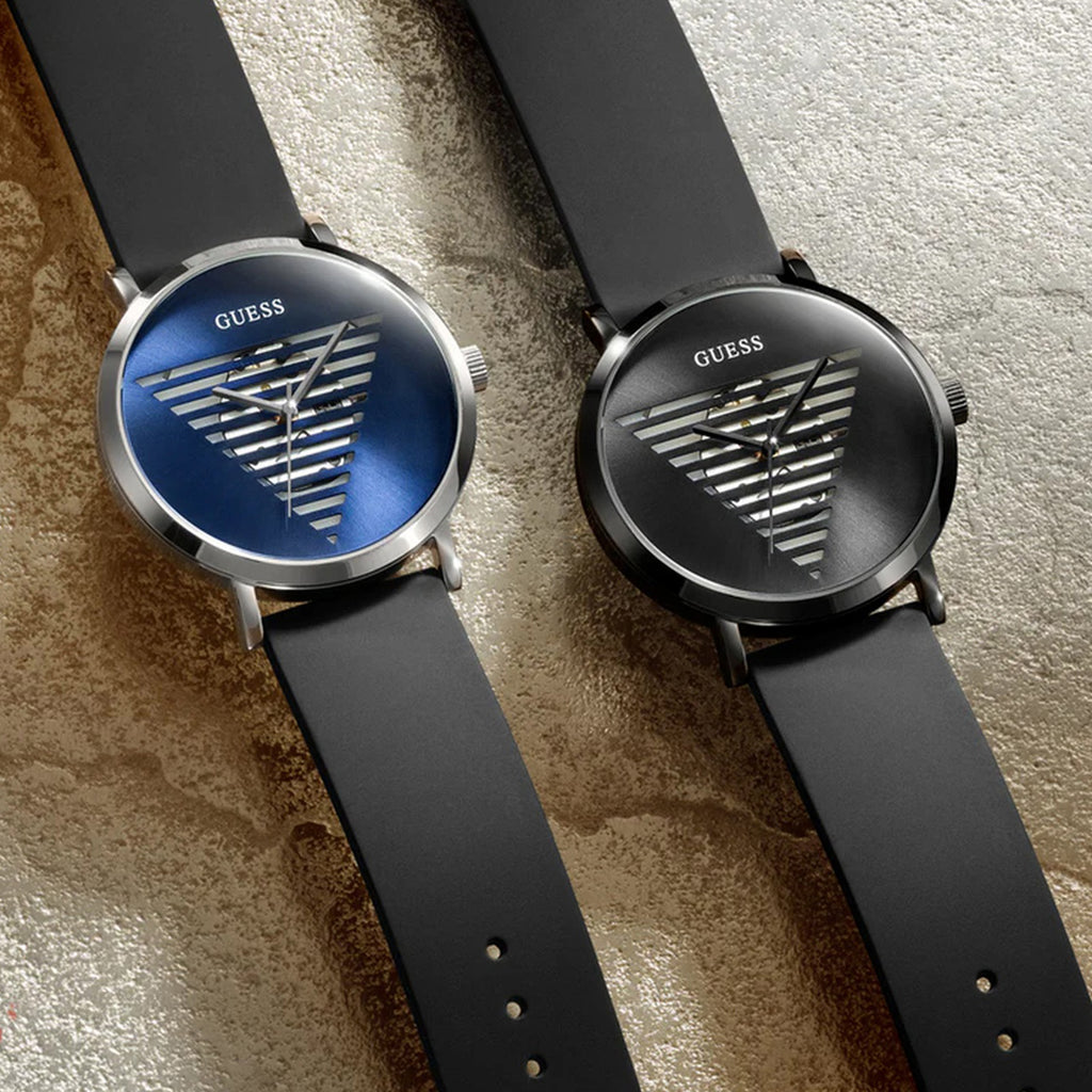 Idol Men Quartz Black Dial Analog Silicone Watch GW0503G3