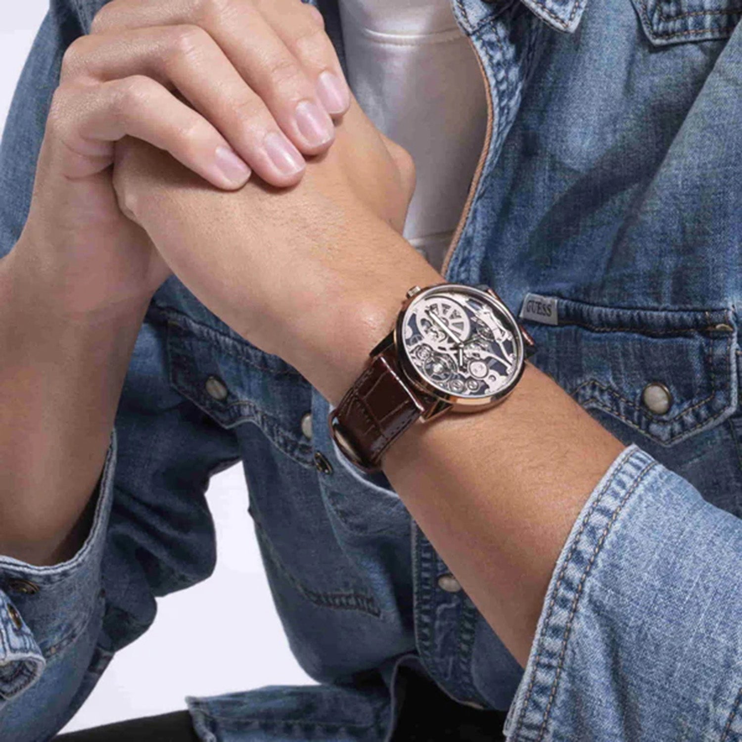 Men Quartz Brown Dial Analog Leather Watch GW0570G2