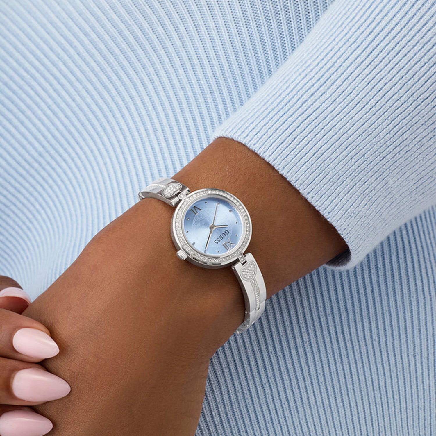 Women Quartz Blue Dial Analog Stainless Steel Watch GW0655L4
