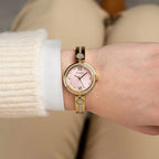 Women Quartz Pink Dial Analog Stainless Steel Watch GW0655L5