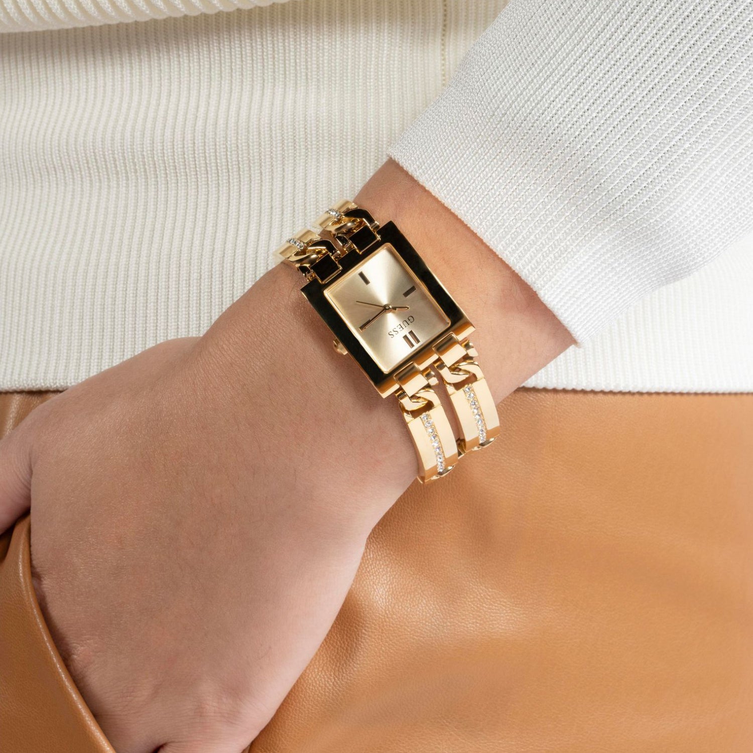 Bejeweled Women Quartz Champagne Dial Analog Stainless Steel Watch GW0668L2