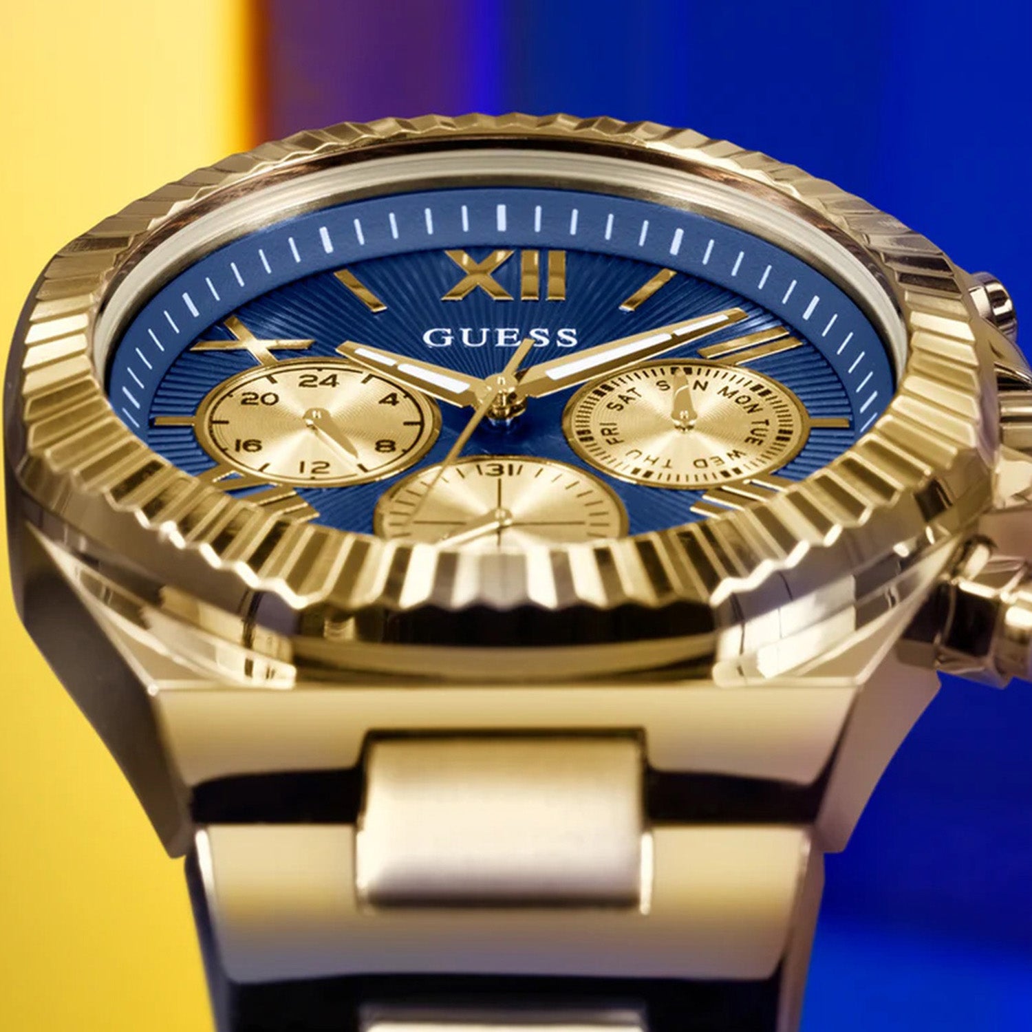 Men Quartz Blue Dial Analog Stainless Steel Watch GW0703G6