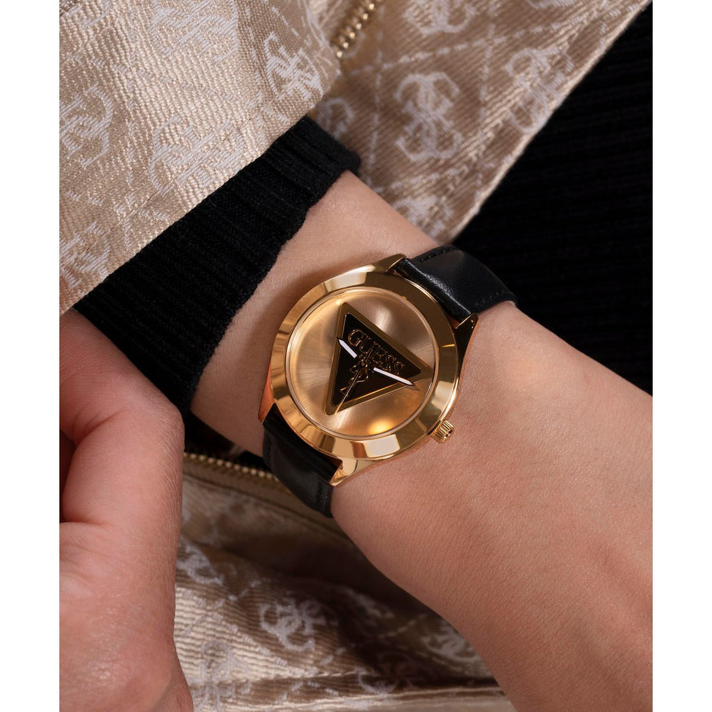 Guess Trend Women Quartz Champagne Dial Analog Leather Watch GW0744L2