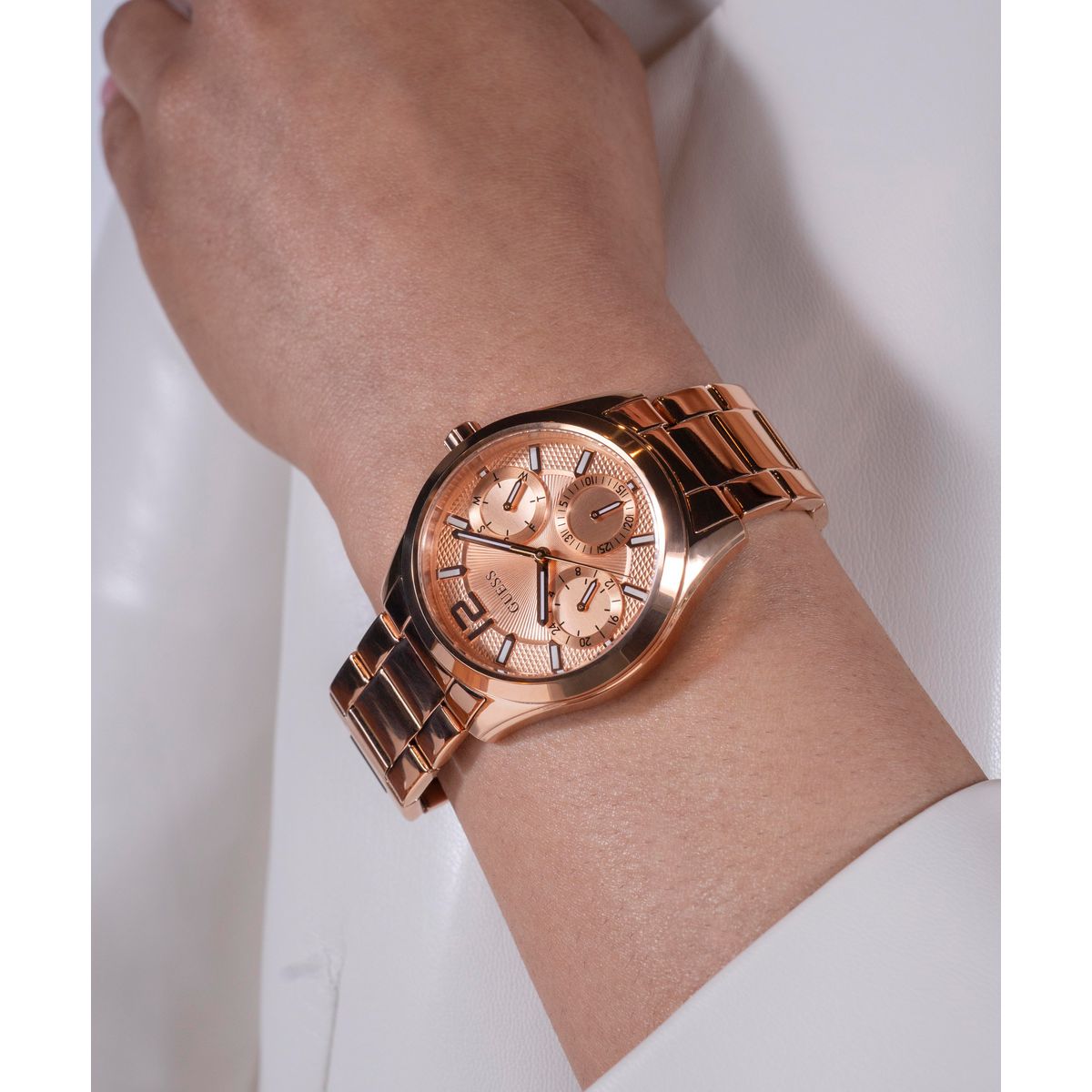 Zoe Women Quartz Rose Gold Dial Multi-Function Stainless Steel Watch GW0760L3