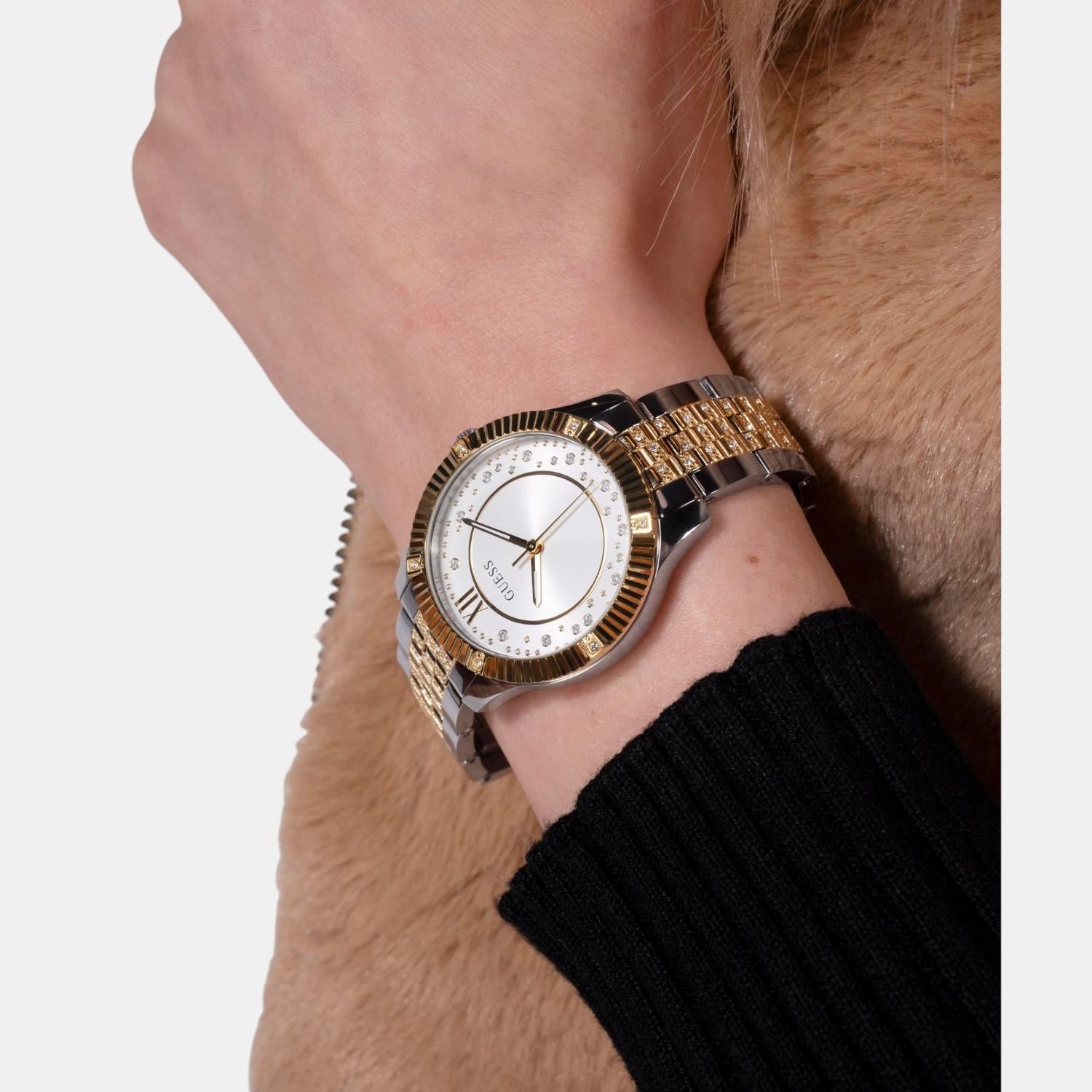 Dress Women Quartz Silver Dial Analog Stainless Steel Watch GW0765L1