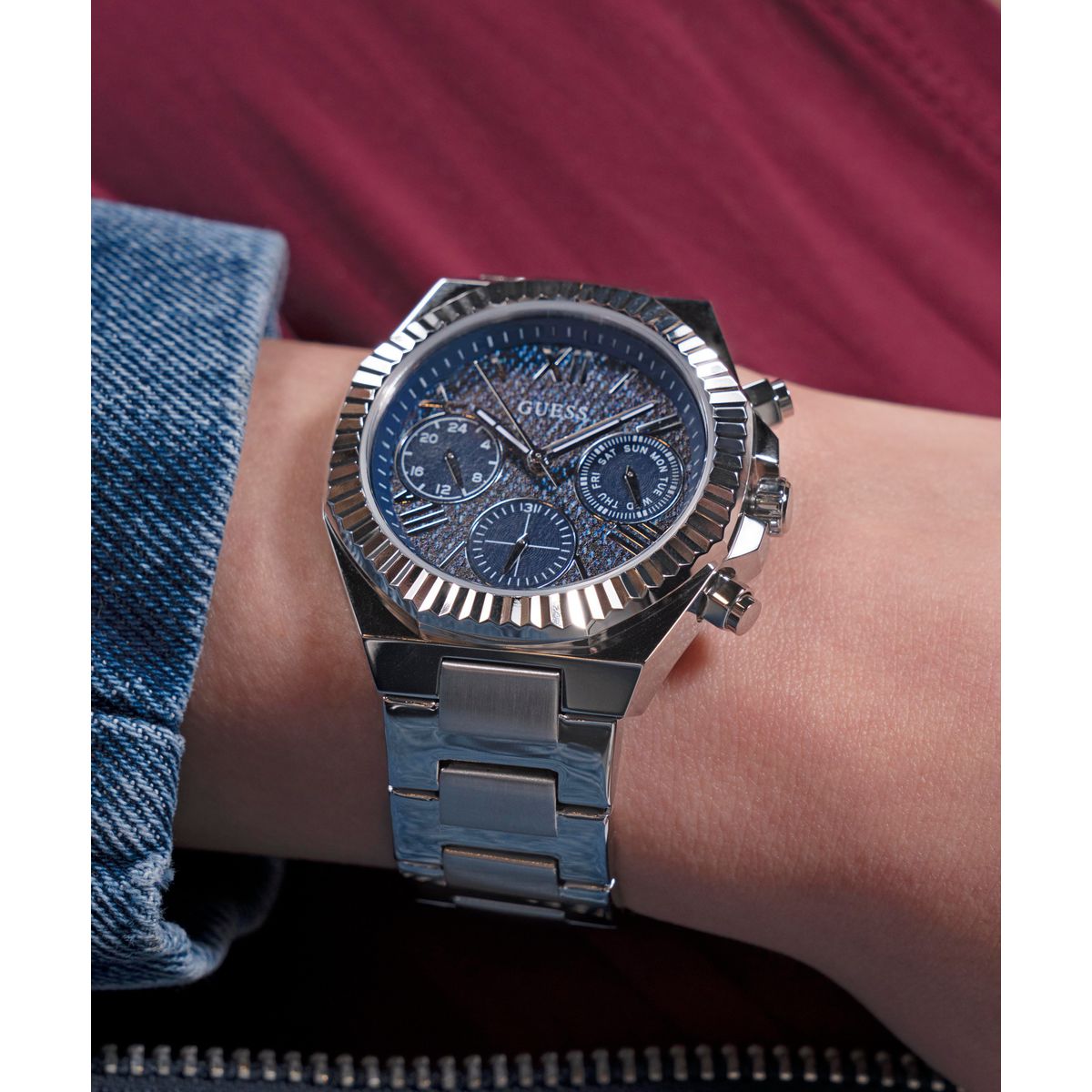 Guess 38 mm Silver Quartz watch