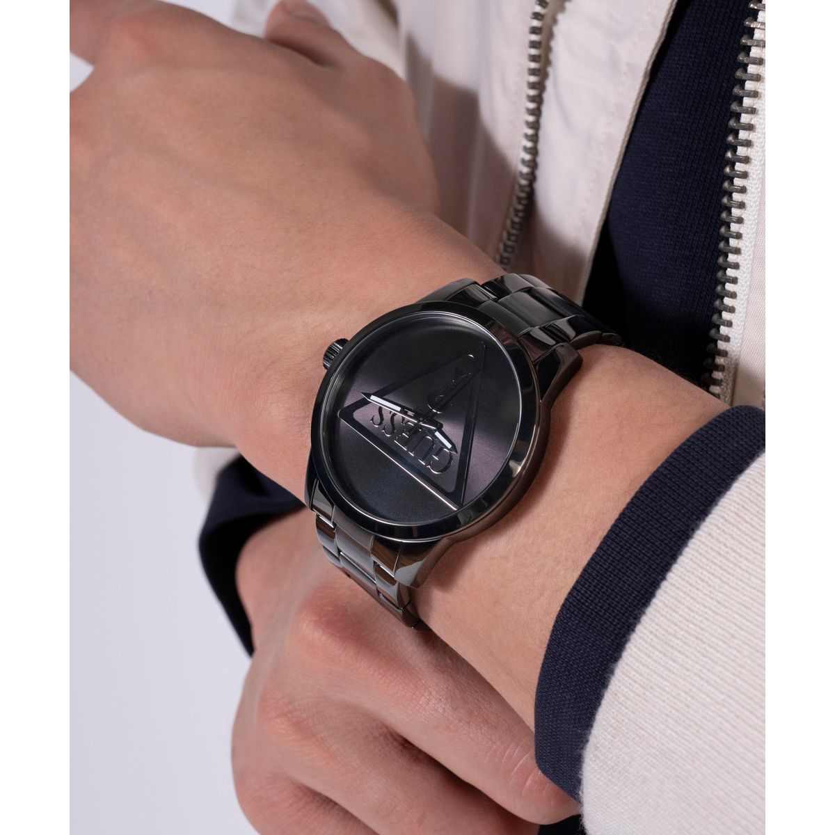 Badge Men Quartz Black Dial Analog Stainless Steel Watch GW0782G2