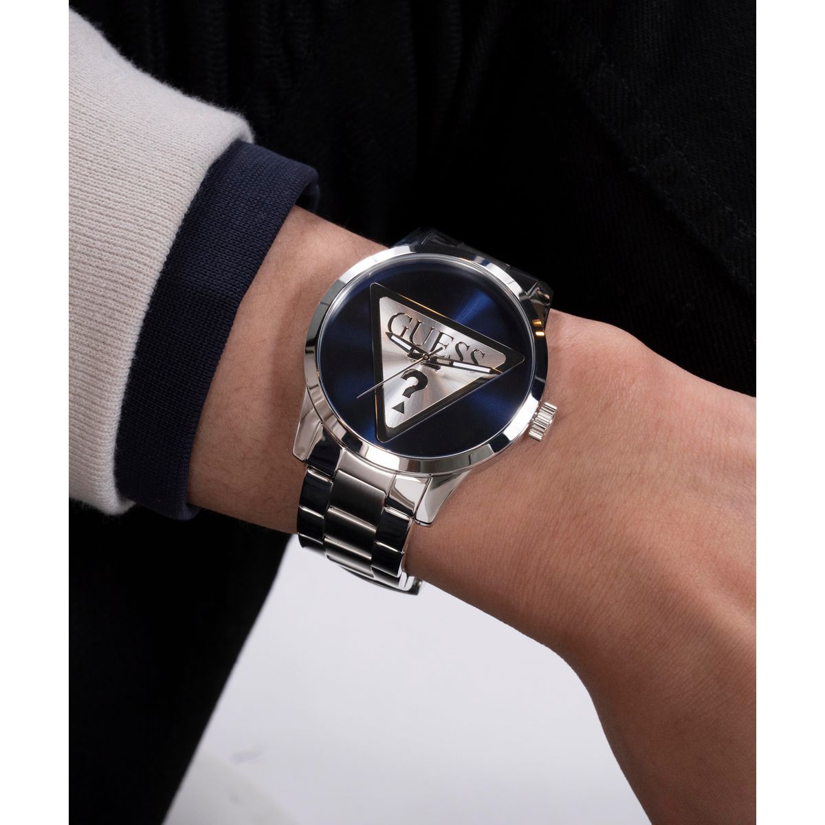 Guess 44 mm Silver Quartz watch