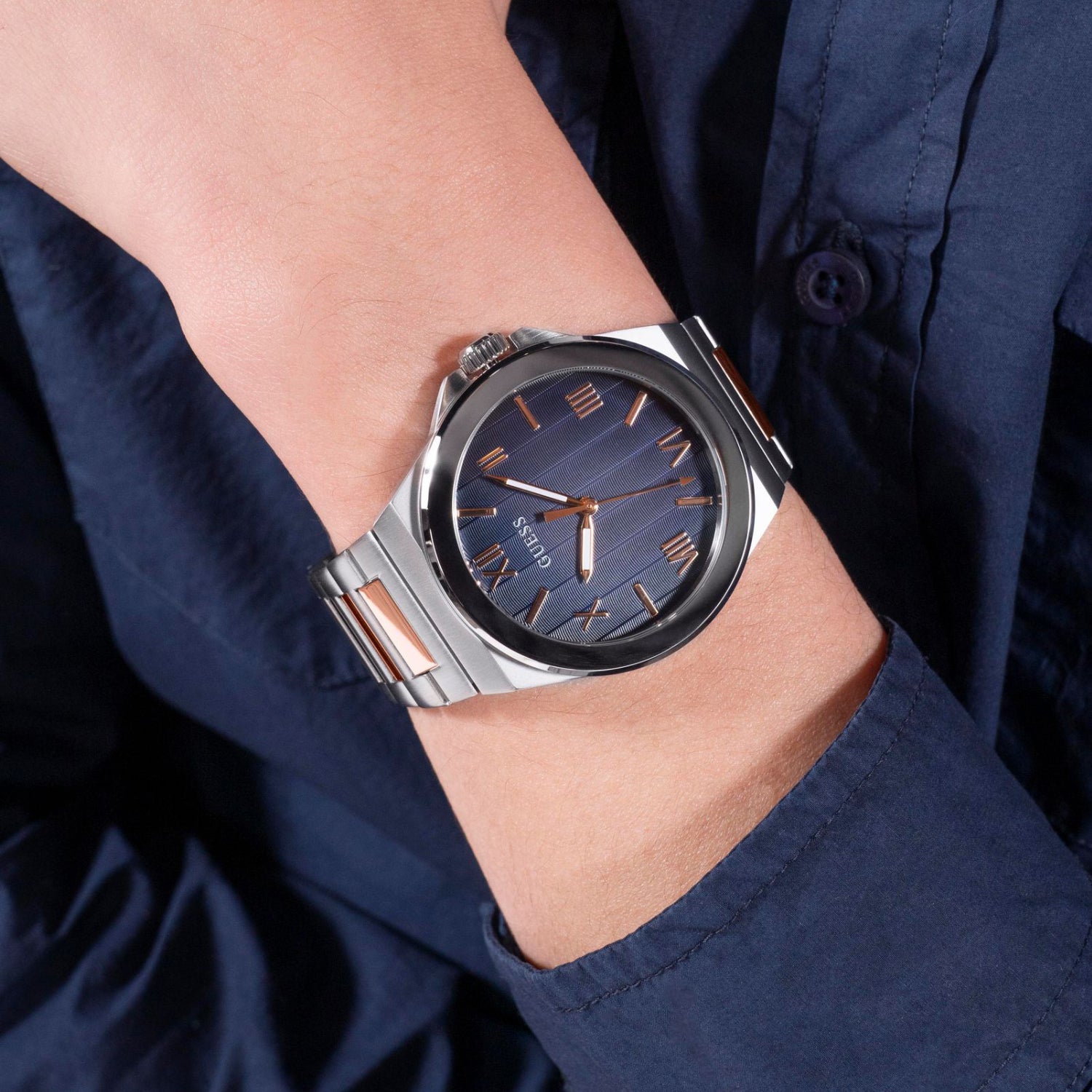 Dress Men Quartz Blue Dial Analog Stainless Steel Watch GW0789G4