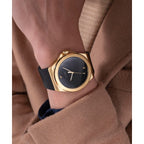 Guess Round Quartz Analog Men watch