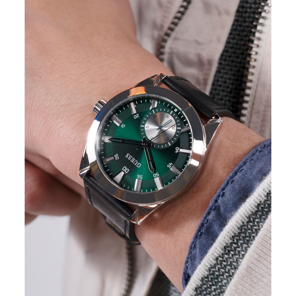 Dress Men Quartz Green Dial Analog Leather Watch GW0793G1