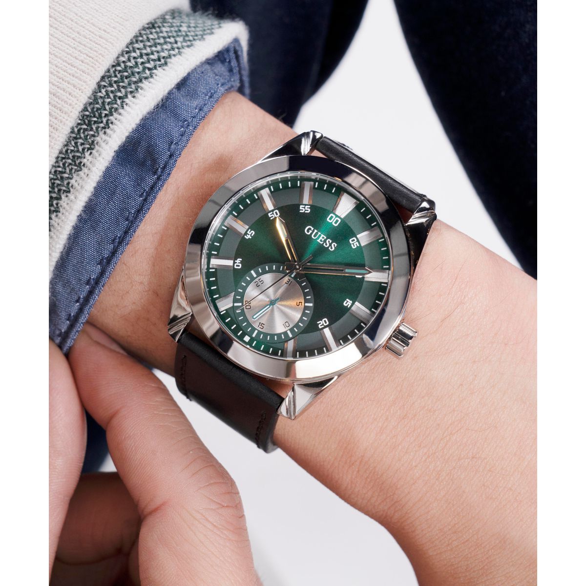 Dress Men Quartz Green Dial Analog Leather Watch GW0793G1