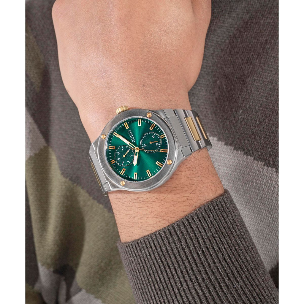 Jet Men Quartz Green Dial Multi-Function Stainless Steel Watch GW0795G1