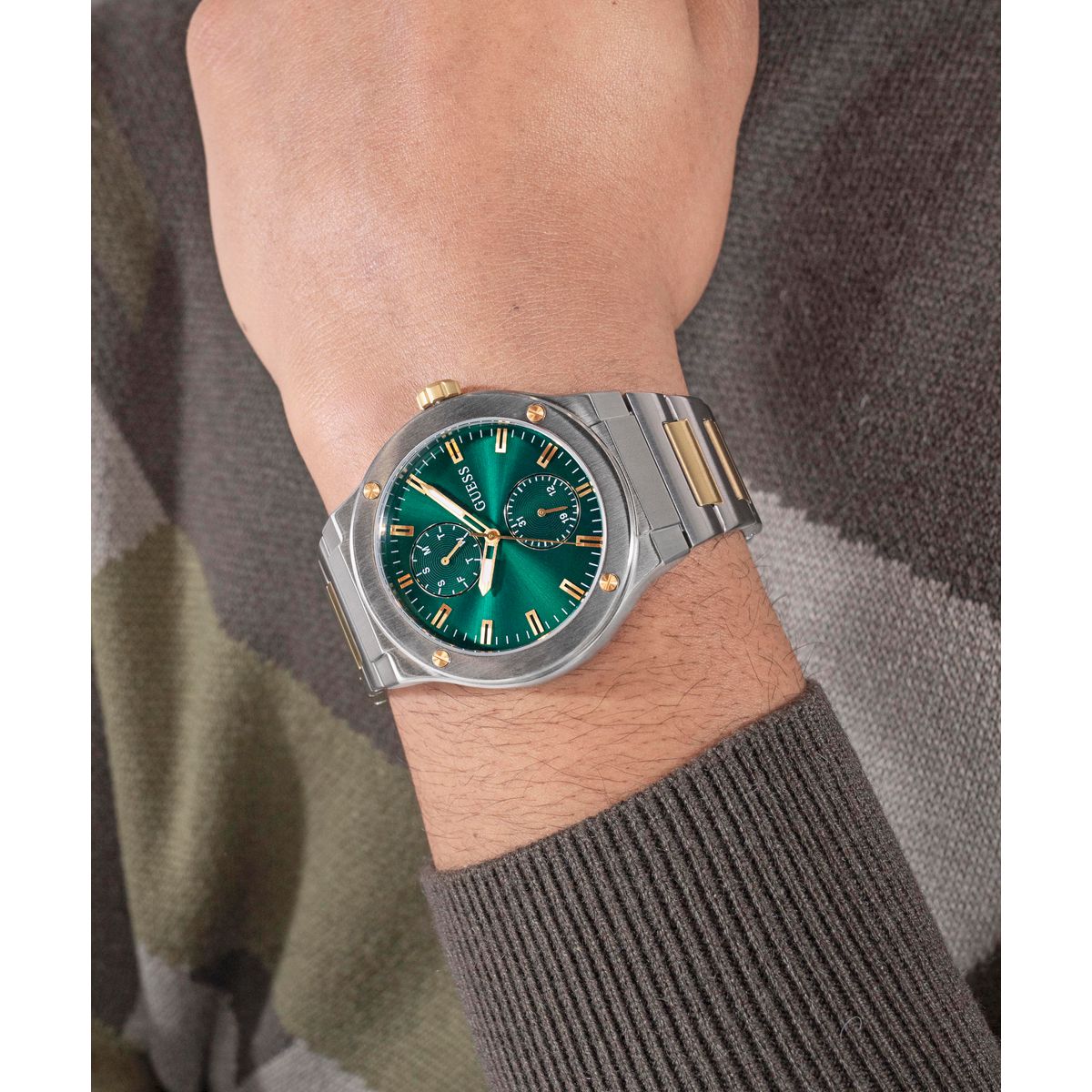 Jet Men Quartz Green Dial Multi-Function Stainless Steel Watch GW0795G1