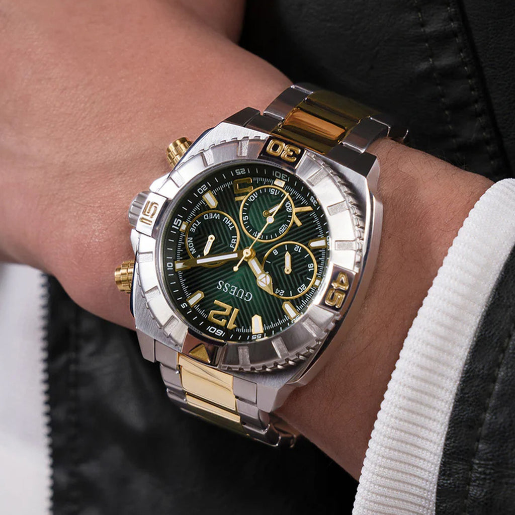 Gs Traction Men Quartz Green Dial Analog Stainless Steel GW0800G1