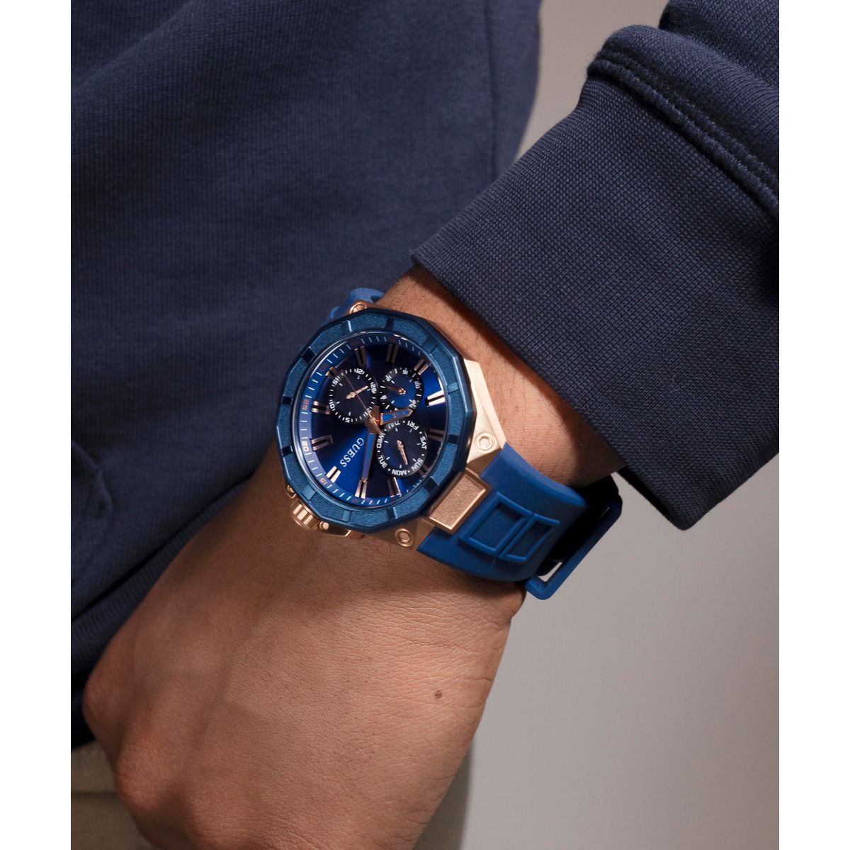 Sport Men Quartz Blue Dial Multi-Function Silicone Watch GW0803G2