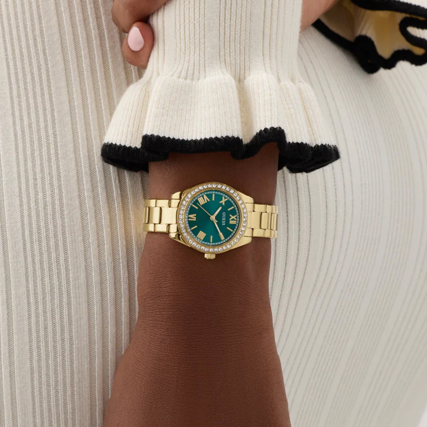 Luna Women Quartz Teal Dial Analog Stainless Steel Watch GW0841L9