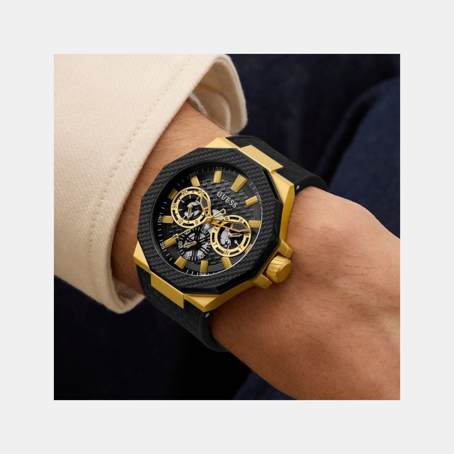 Indy Men Quartz Black Dial Multi-Function Silicone Watch GW0853G2