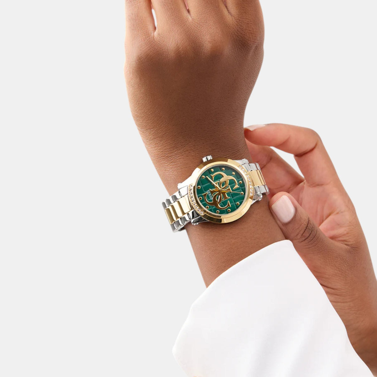 Gt Annette Women Quartz Green Dial Analog Stainless Steel Watch Gw0861L4